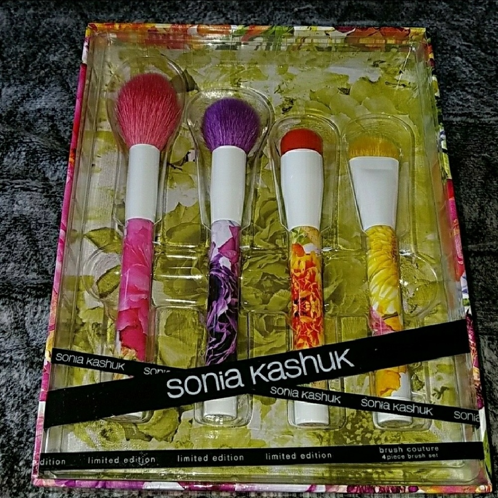 Sonia kashuk limited edition Brush set